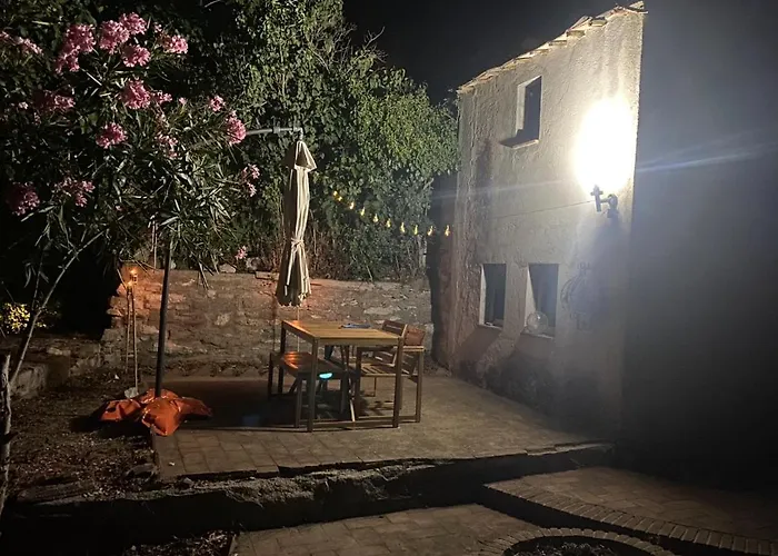 Apartment La Rocca Di *